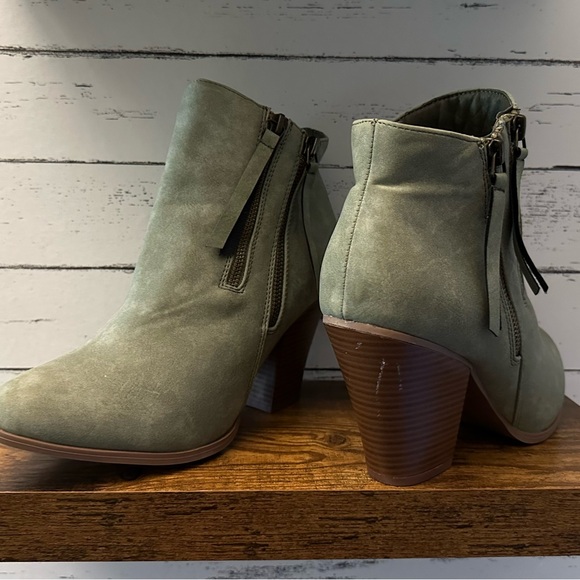 3.5” Heeled Booties - Picture 6 of 7